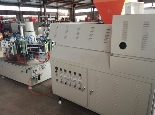 7.5KW 4 İstasyonlu PP Küçük Plastik Şişirme Makinesi 1000ml
