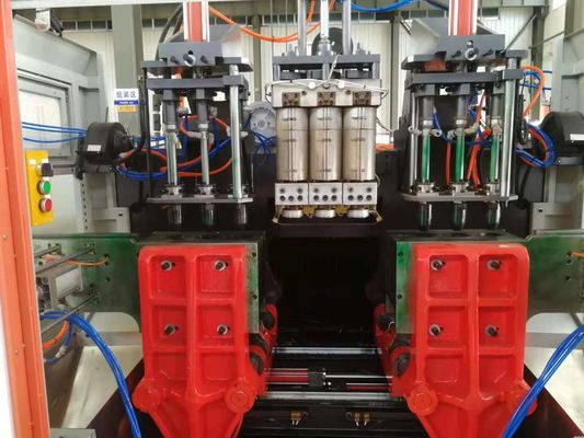 80mm Çift İstasyon Şişirme Makinesi