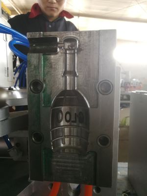 1000ml Sıvı Şişirme Şişesi Şişirme Kalıbı S136 HDPE 6 Kavite