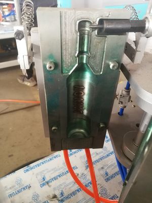 Tek Kavite Şişe Şişirme Kalıbı Uzun Boru PE Şişirme S136