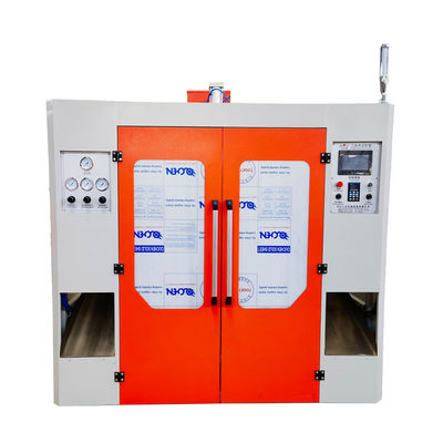 Plastik Ekstrüzyon PLC Jerry Can Şişirme Makinesi 30kw 3.5 * 2.1 * 2.2m